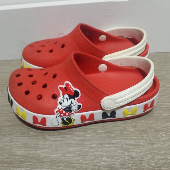 Crocs Disney Minnie Mouse Classic Clogs Child 10 Red And White - Picture 3 of 8